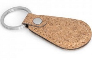 Kork-Schlüsselanhänger mit Geschenkverpackung - 34 Stück inklusive Gravur